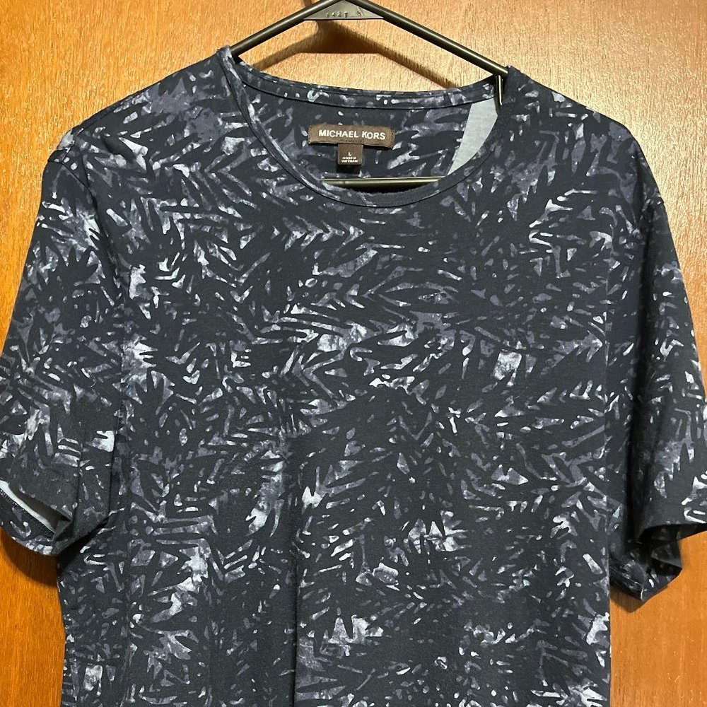 Michael Kors Size L